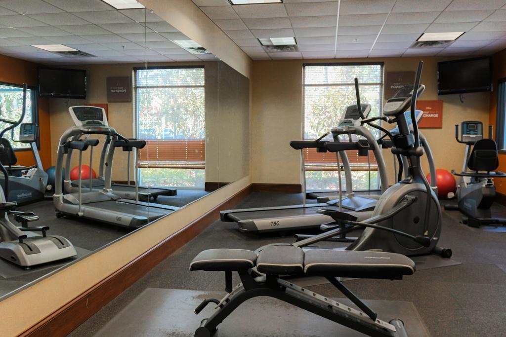 Comfort Suites Charleston West Ashley Esterno foto