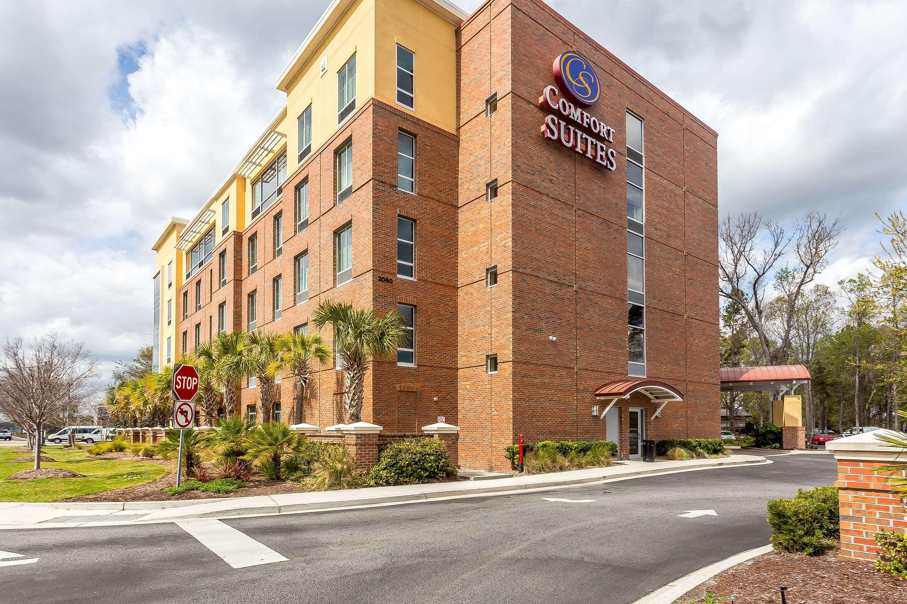 Comfort Suites Charleston West Ashley Esterno foto