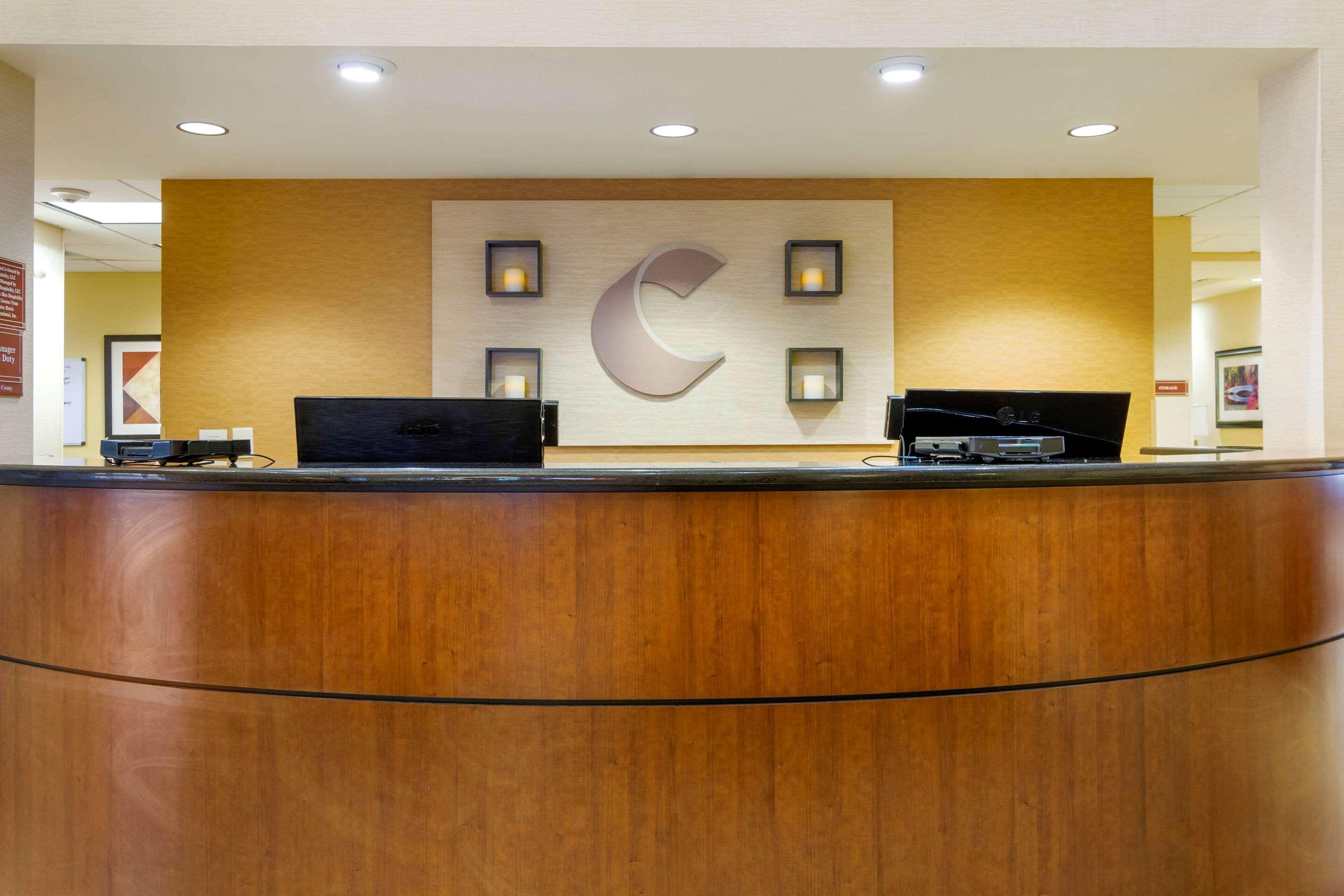 Comfort Suites Charleston West Ashley Esterno foto