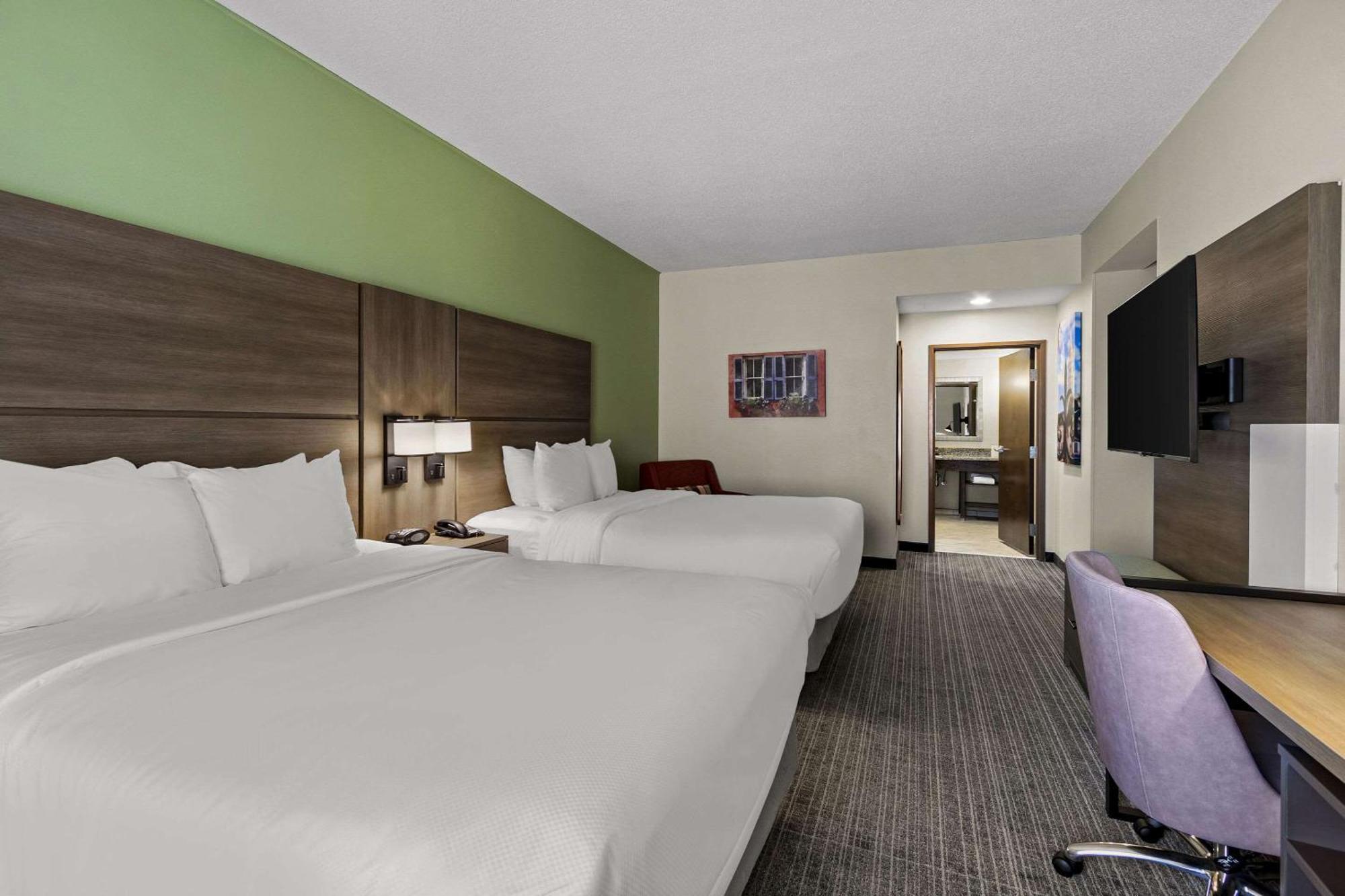 Comfort Suites Charleston West Ashley Esterno foto