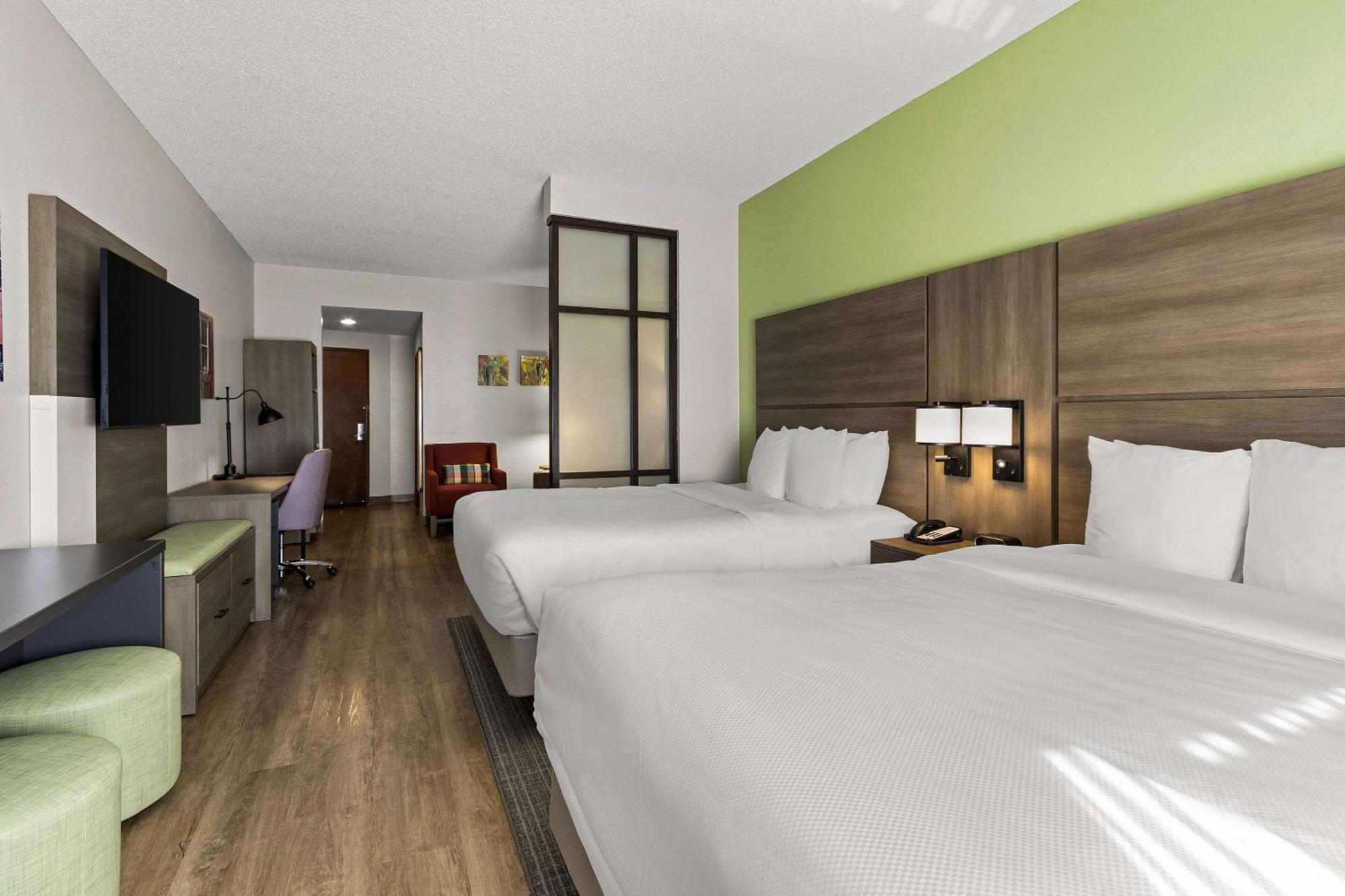 Comfort Suites Charleston West Ashley Esterno foto